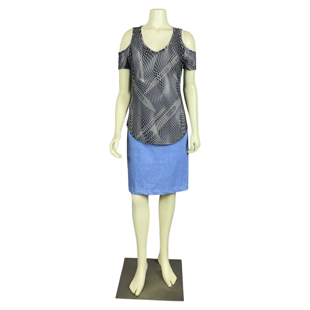 HIʻA V-NECK COLD SHOULDER TOP