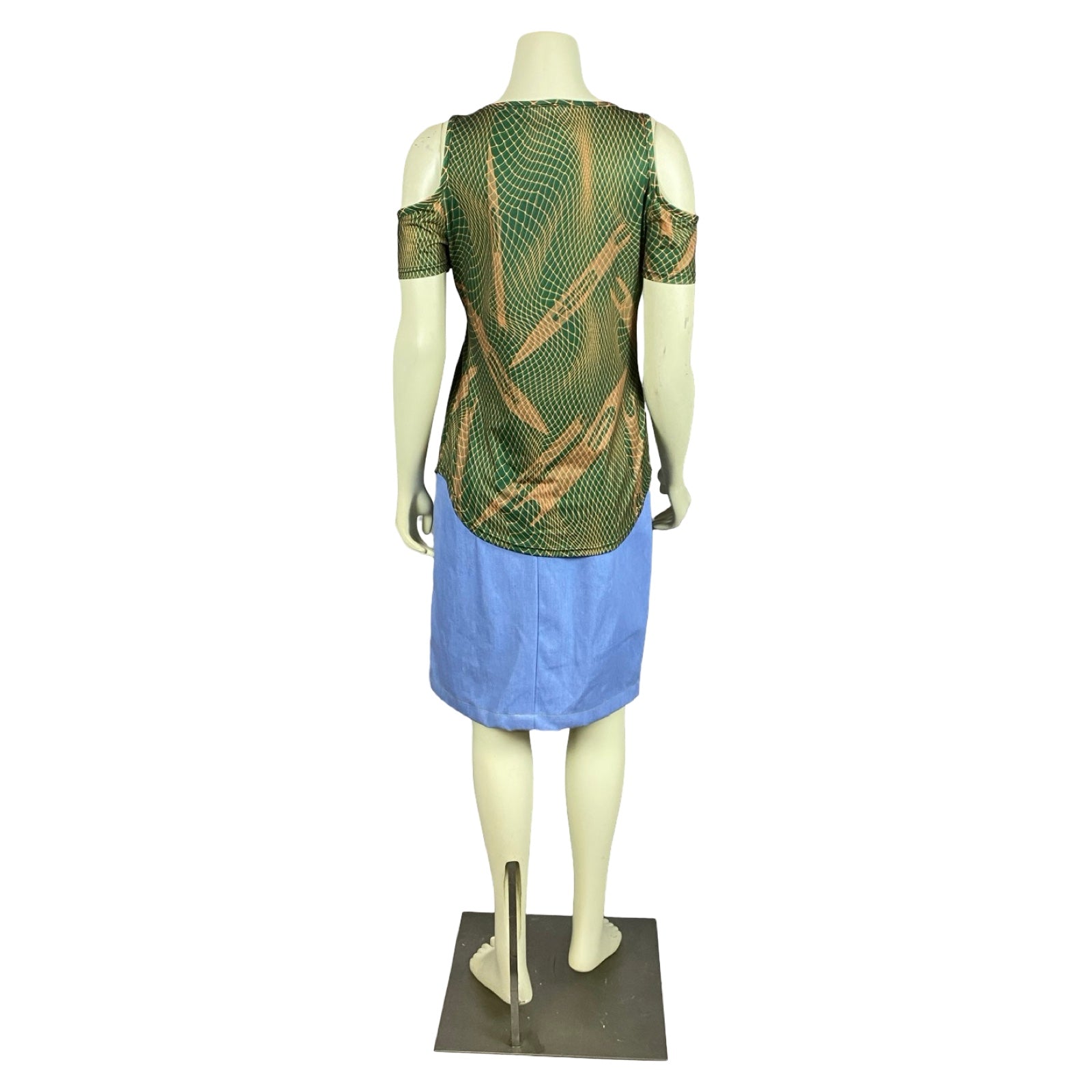HIʻA V-NECK COLD SHOULDER TOP